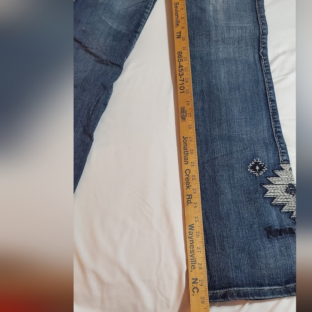 Cowgirl Tuff Embroidered Bootcut Jeans. Sz Girls 14 Or 26×30 - Picture 4 of 8